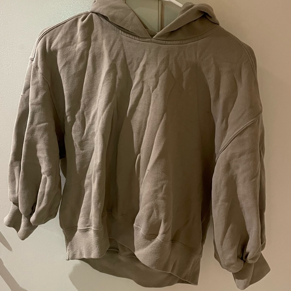 Abercrombie soft collection crop sweatshirt with 3/4 puff sleeves